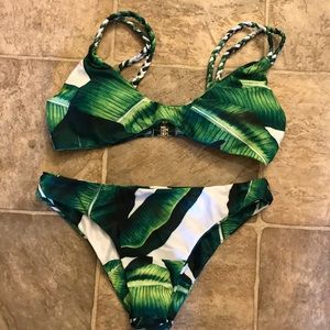 Banana Leaf 🍃 Swim